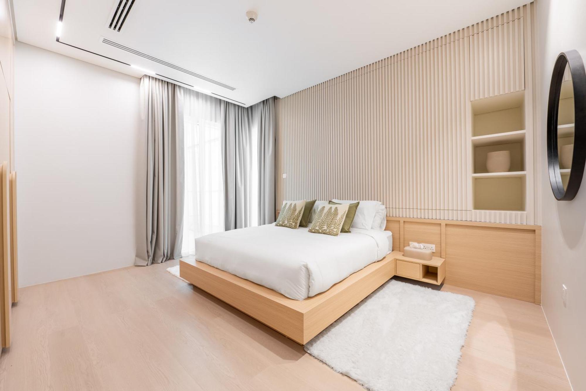 Upgraded Marina 1br - Sulafa Tower - Calming Views Apartment Dubai