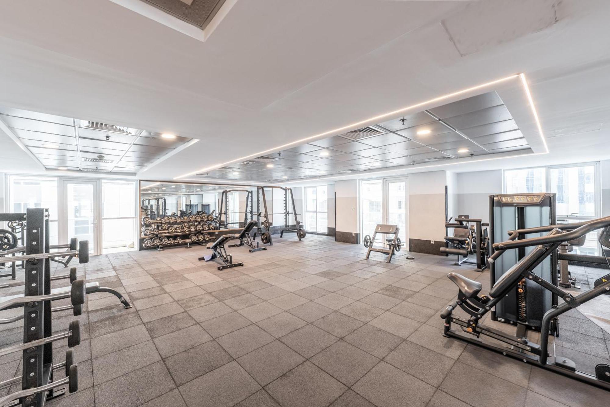 Upgraded Marina 1br - Sulafa Tower - Calming Views Apartment Dubai